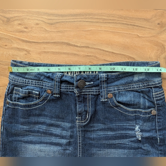 Chic Indigo Y2K Mini Skirt - Picture 5 of 5